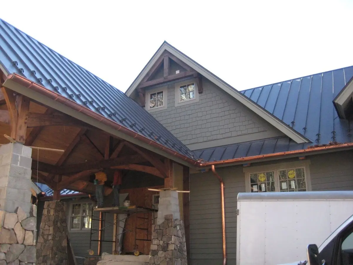 Craftsman Roofing team delivering quality roofing work in Edison